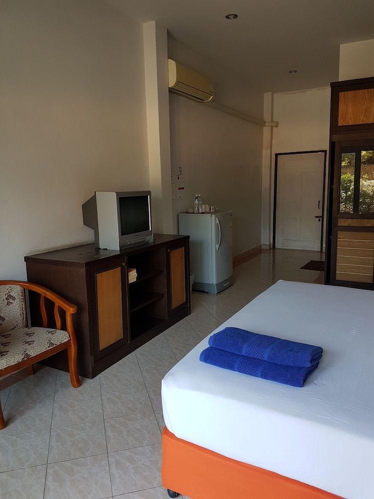 MM House Samui Standard Double Room 9