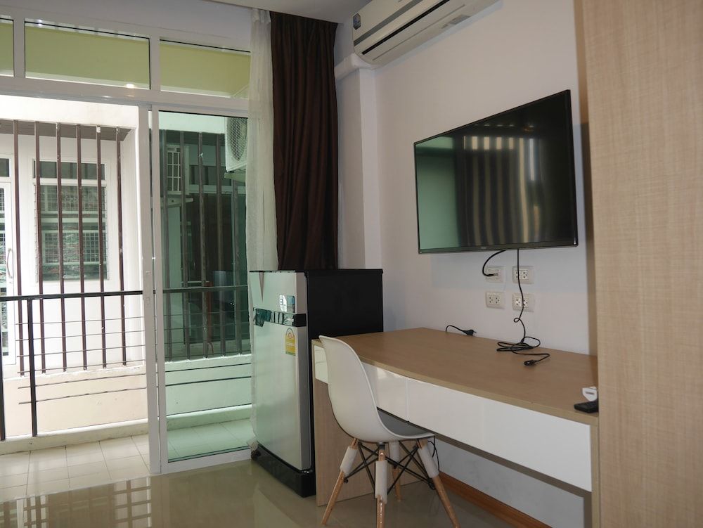 undefined Darisa Apartment Service 2