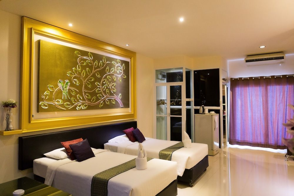 Marble Garden View Pattaya Deluxe Room 13