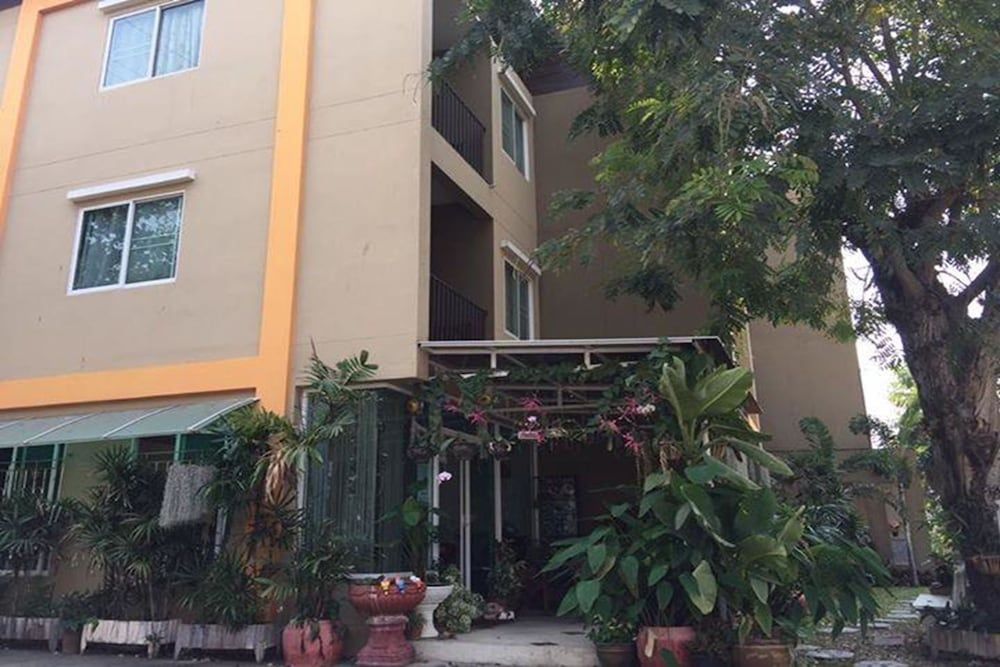 undefined Mi Casa Apartment 4