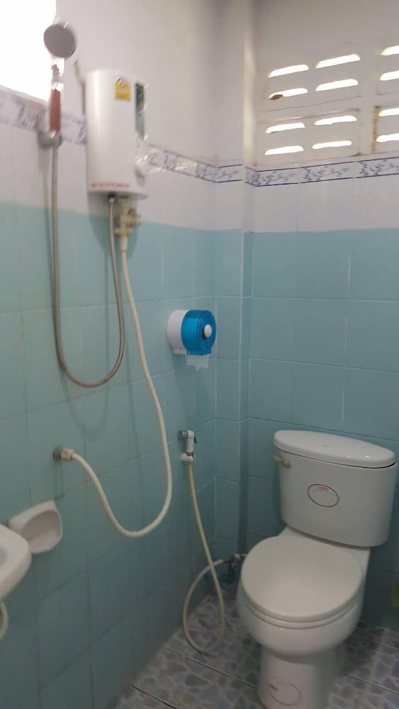 Bamboo Room with Fan, No Hot Water