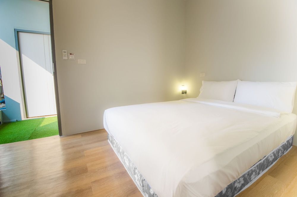 Glur Central Pratunam Superior Room 3