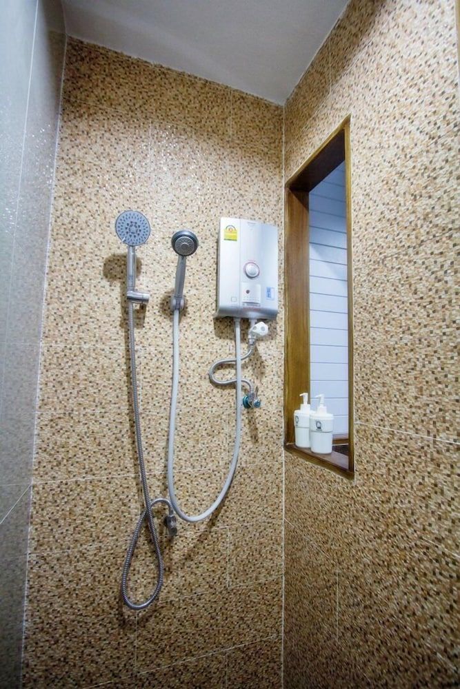 Maison de Cheer Superior Twin Room 6