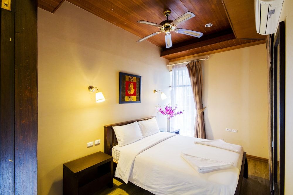 Pratamnak villa 10 Bedroom Villa 2