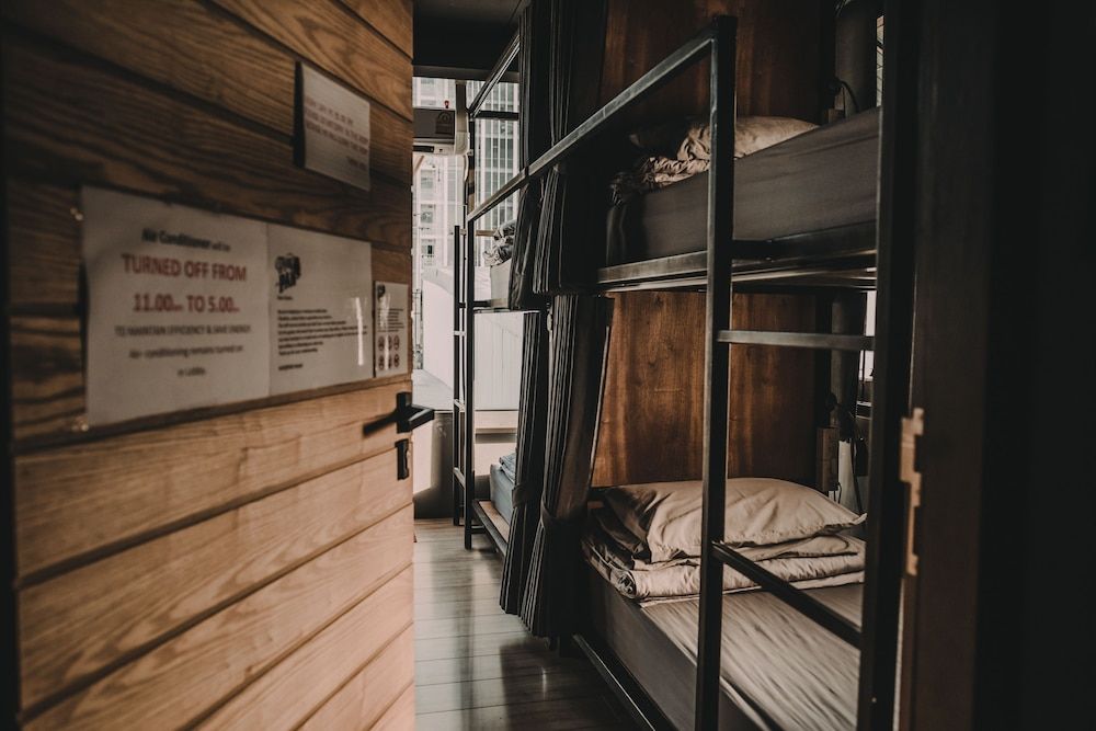 Nap@Pan Hostel 8 Bunk beds - 8 Beds Mixed Dormitory with Curtain, City View 2