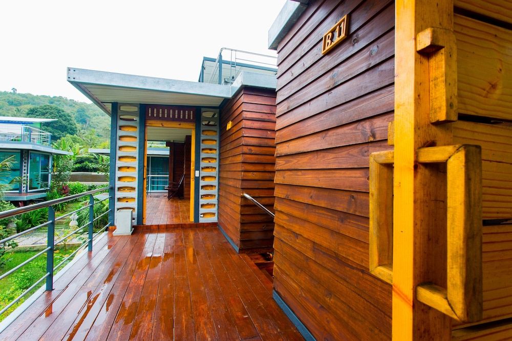 undefined Baan Boom Boxes 4