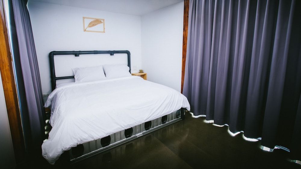 undefined Baan Boom Boxes 10