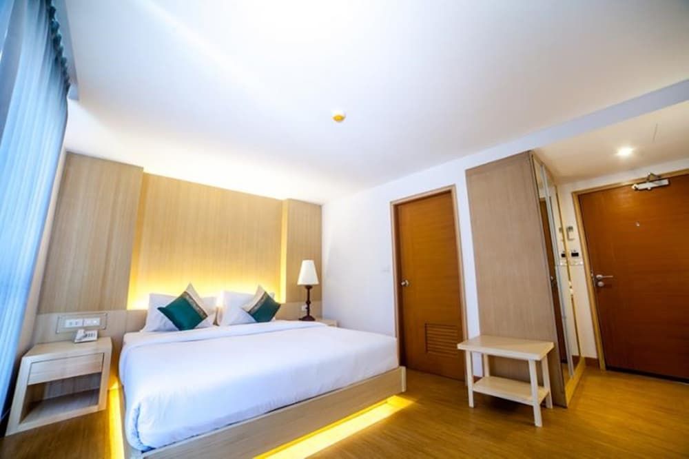 undefined Phi Phi Harbour View Hotel