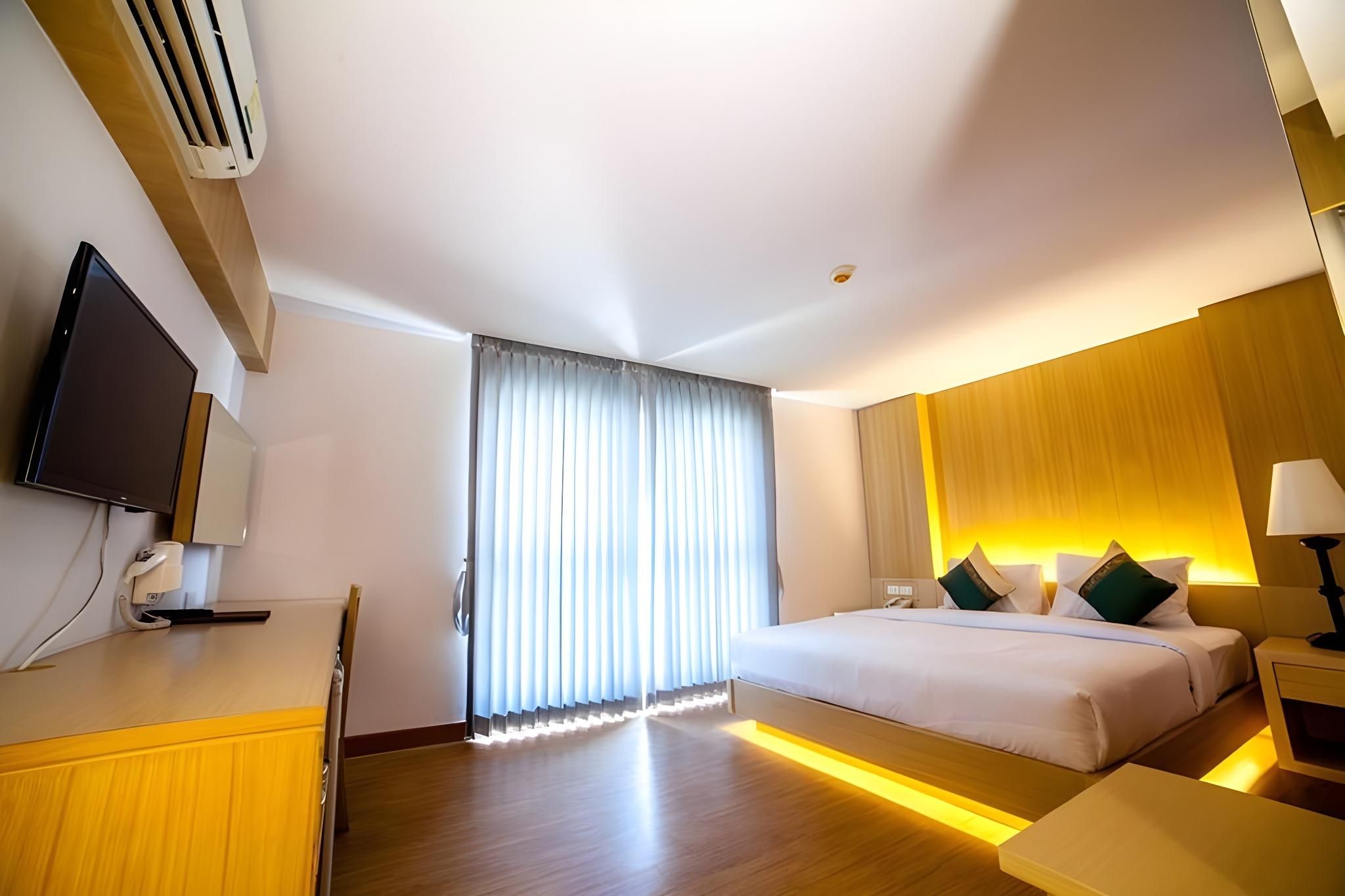 undefined Phi Phi Harbour View Hotel 10