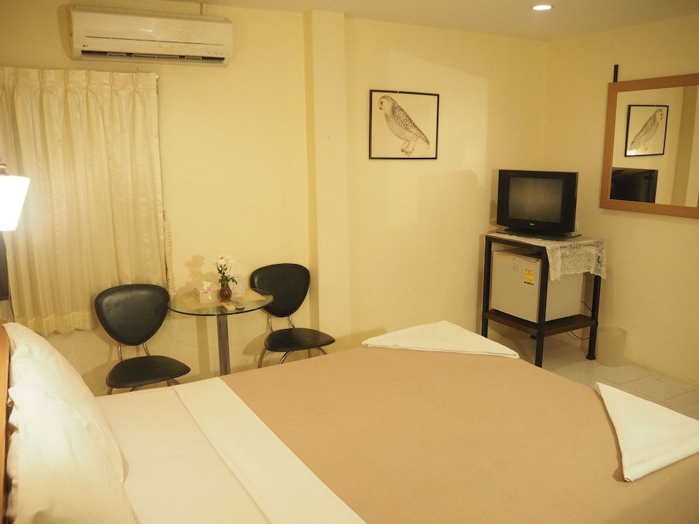 Stefans Guesthouse Small Room No Balcony