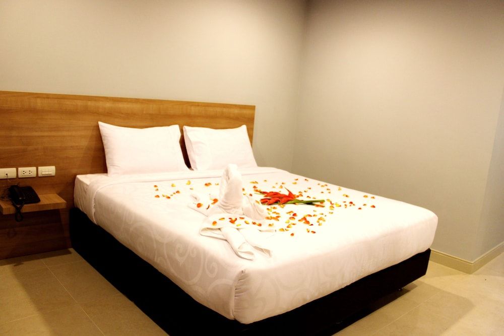 14 Residence Deluxe Room 13