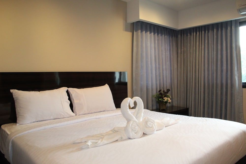 14 Residence Deluxe Room 8