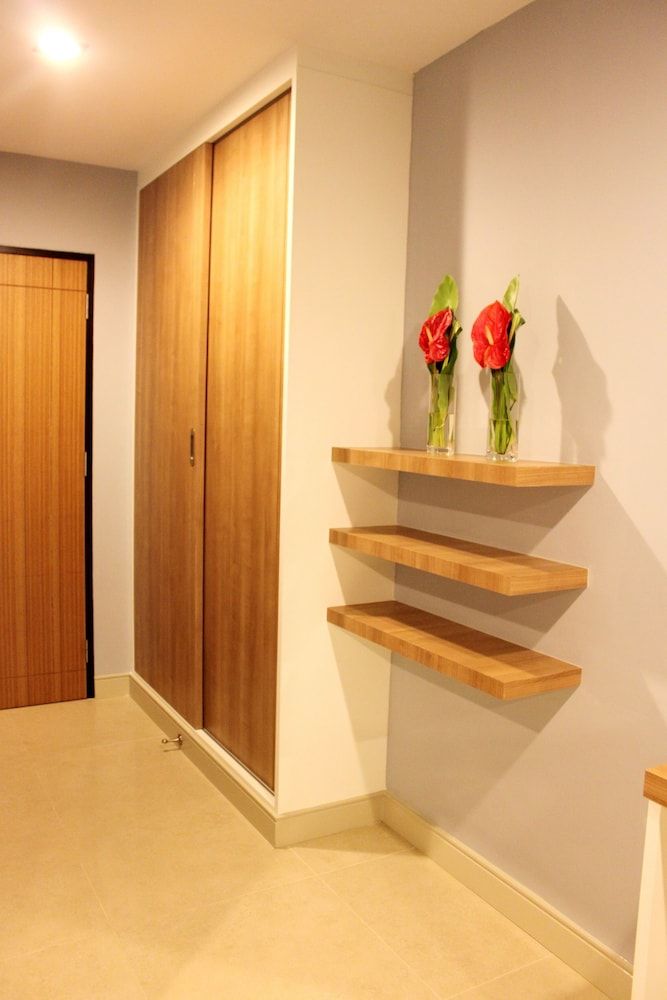 14 Residence Deluxe Room 25