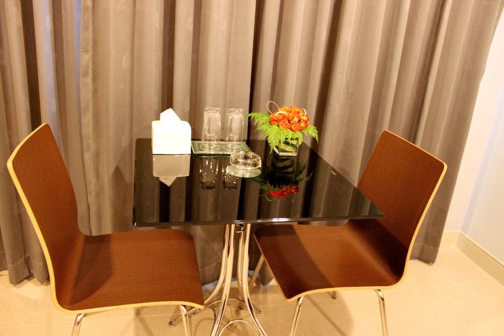 14 Residence Deluxe Room 21