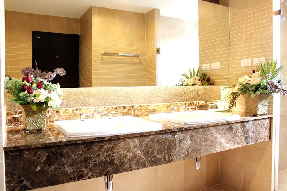 14 Residence Suite 15