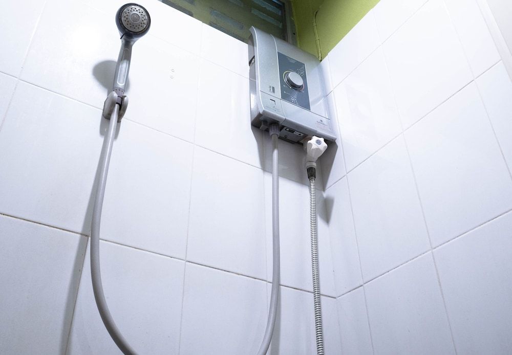 Chan Cha La 99 Hostel Basic Double Room with Private External Bathroom 3