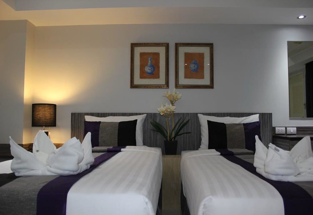 undefined Pho Place 9