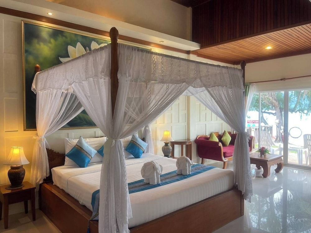 Coconut Beach Resort Second Row Beach Bungalow 4