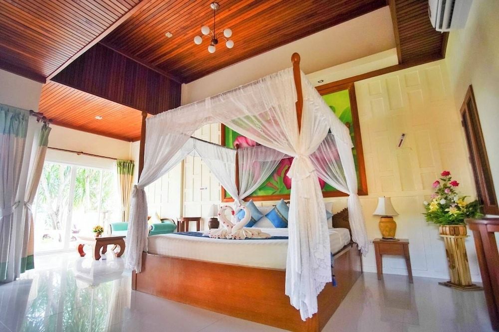 Coconut Beach Resort Second Row Beach Bungalow 7