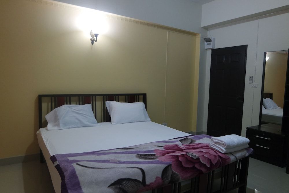 undefined Gino House 5