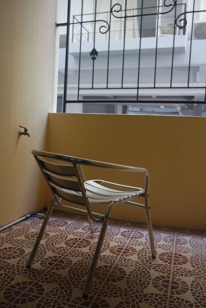 undefined Gino House 9