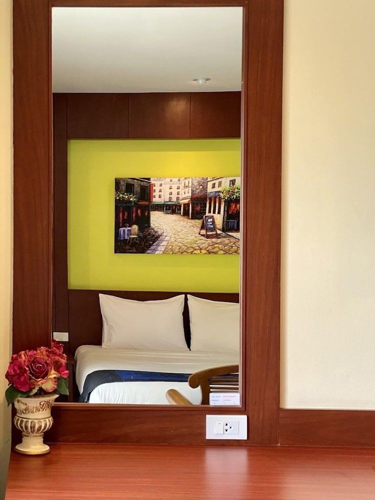 undefined Baan Sudarat 9