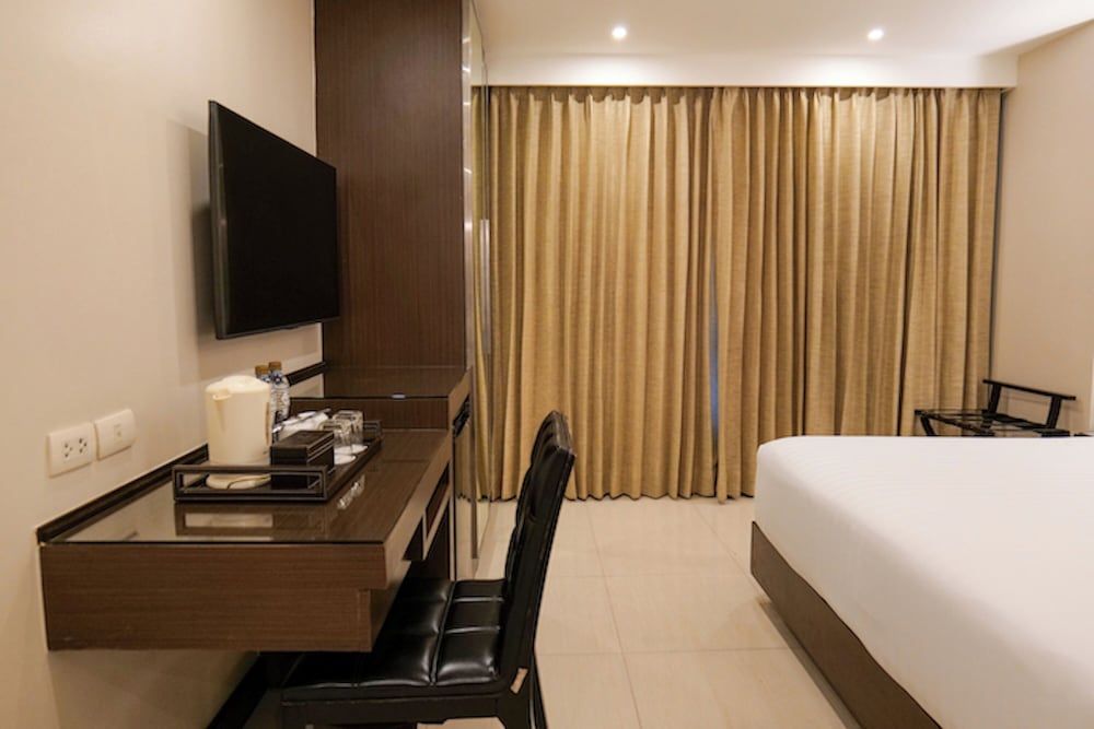 undefined The Prestige Nana 9