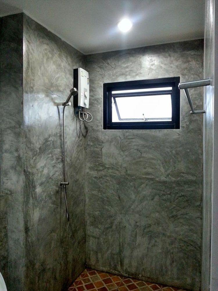 Nalin Place Ranong Standard Double Room with Air-Con 5