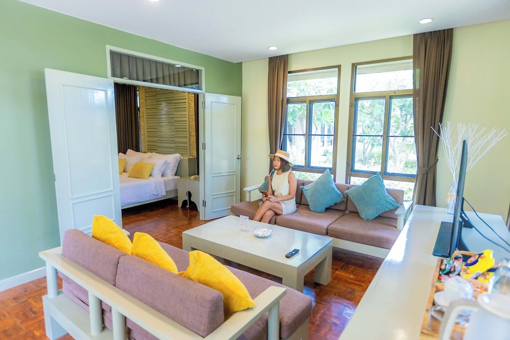 Sirarun Resort Sirarun Pool Access Villa 9