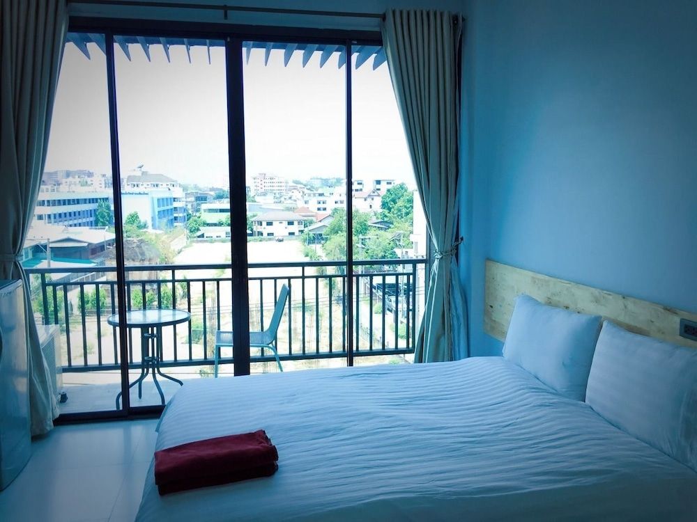 undefined Sirin Loft Resident