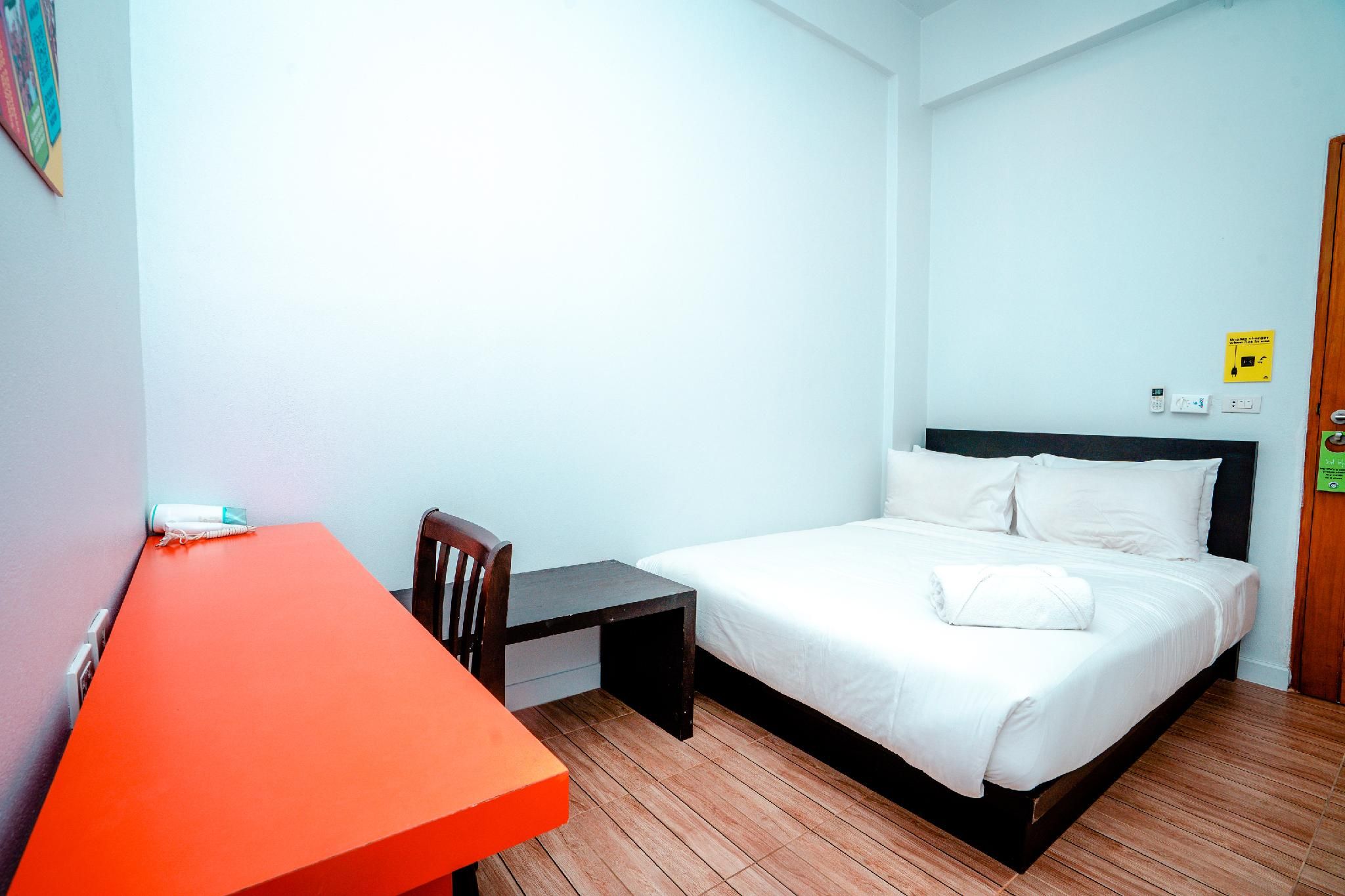 Mad Monkey Chiang Mai - Hostel Double Room Standard