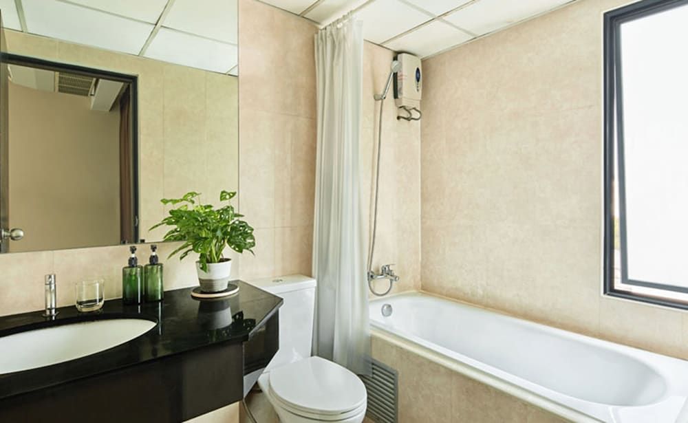 Diamond Residence Ratchada Hotel Deluxe Room 5