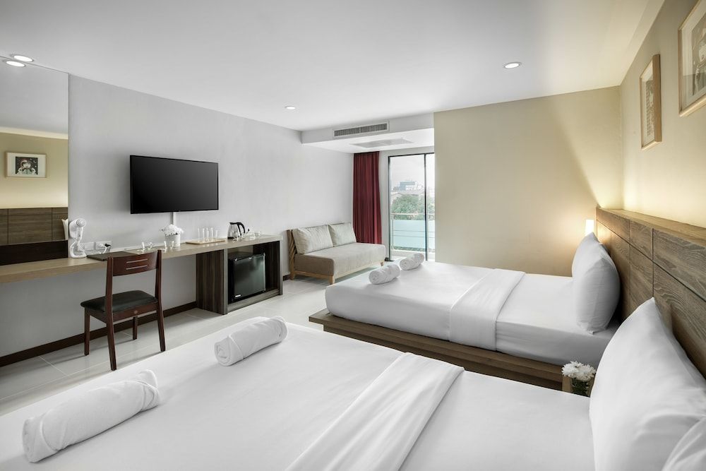 Diamond Residence Ratchada Hotel Family Room 2