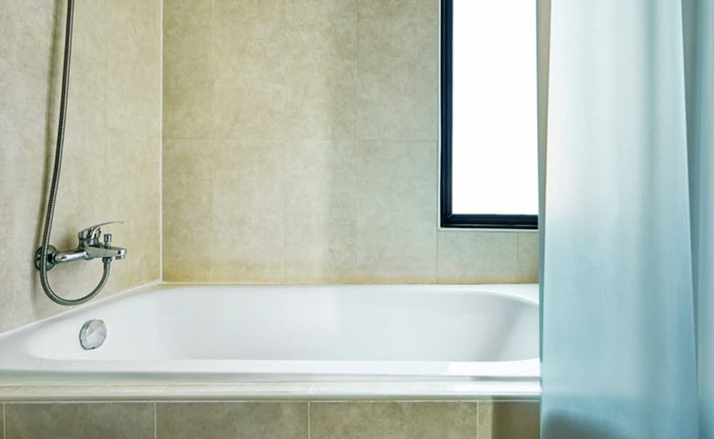 Diamond Residence Ratchada Hotel Deluxe Room 7