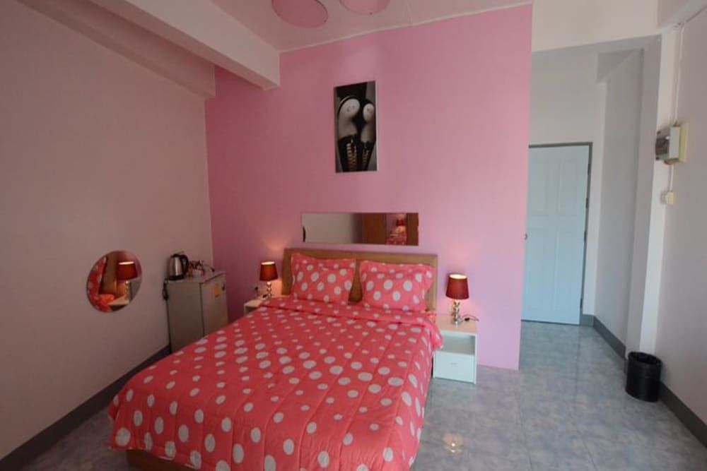 Bua Khao Paradise Superior Room 7