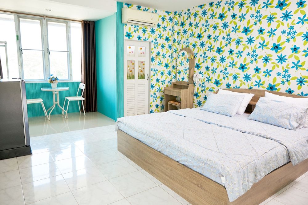 Standard Room 1 or 2 Persons