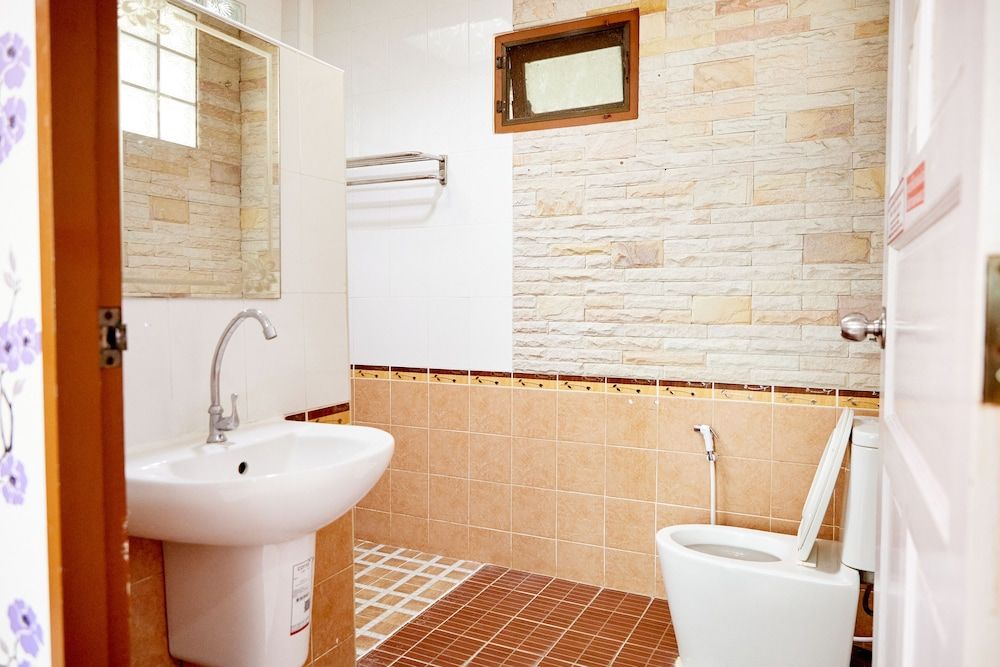 Baandara Resort Saraburi Bungalow 1 or 2 Persons 2