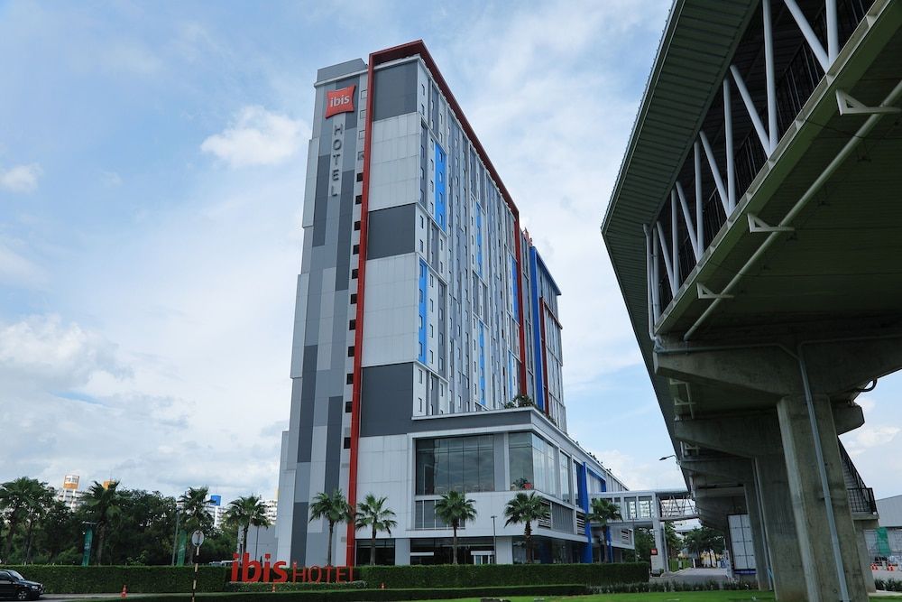 undefined ibis Bangkok IMPACT 4