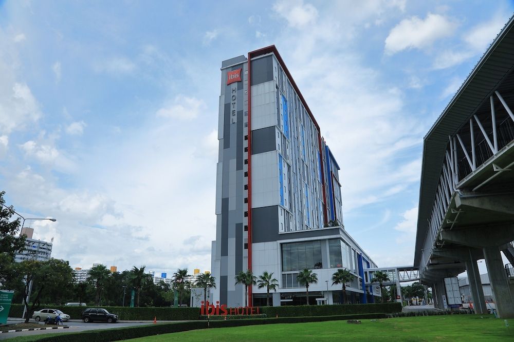 undefined ibis Bangkok IMPACT 3