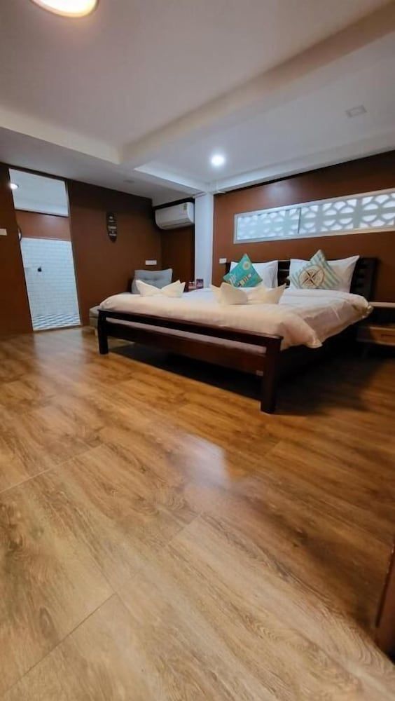 Basic Double Room