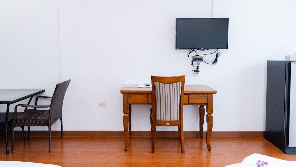 Baan Suan Khunta Golf Resort Superior Double or Twin Room, 1 Bedroom, Park View 5