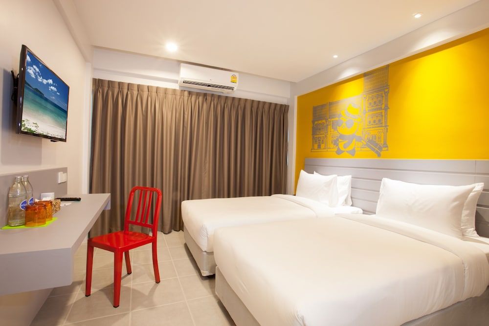 Recenta Style Phuket Town Standard Room, Non Smoking