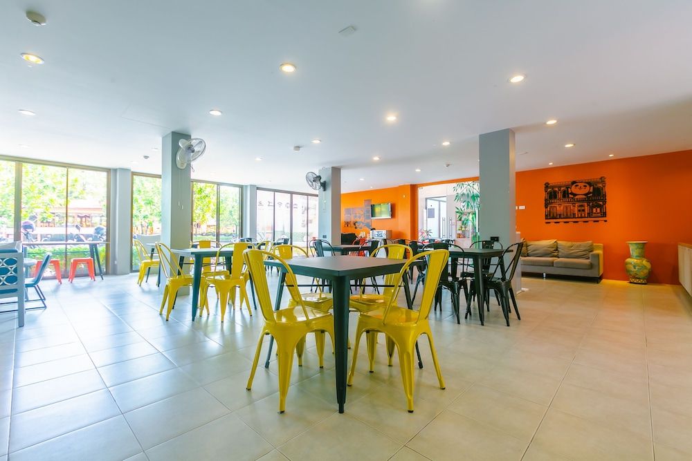 undefined Recenta Style Phuket Town 9