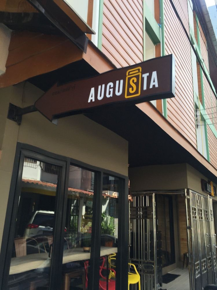 undefined Augusta - Hostel 5