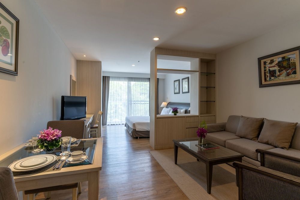 Classic Kameo Hotel and Serviced Apartments, Sriracha Studio Suite 8