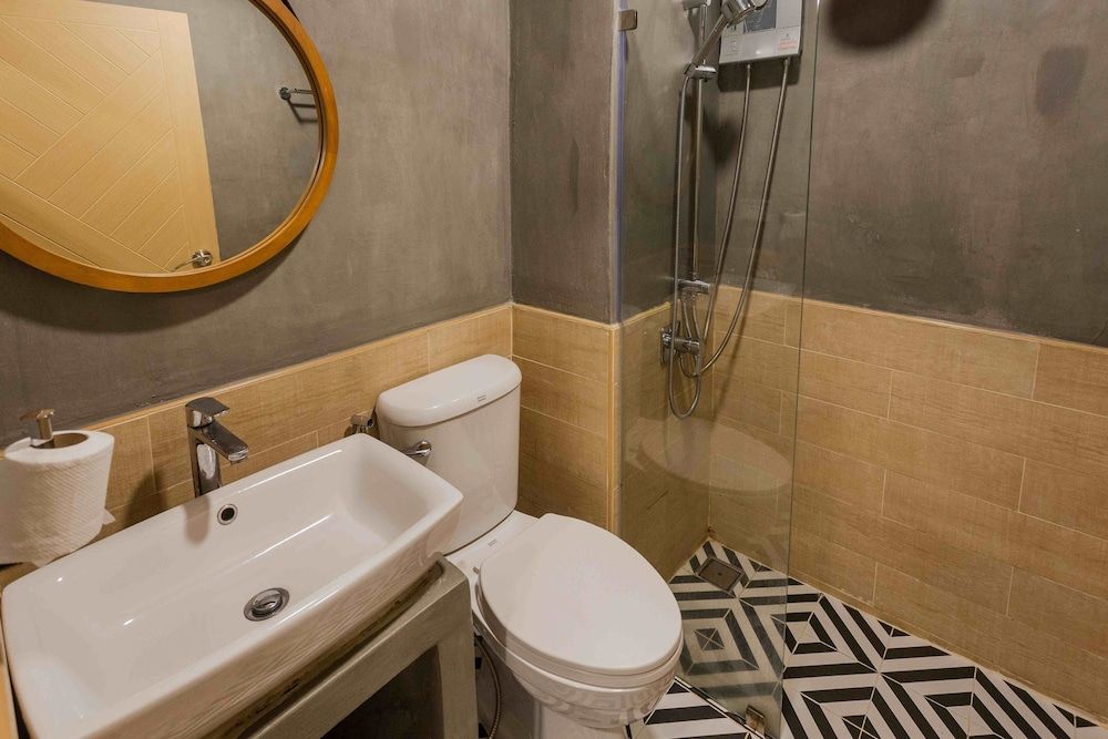 Sarnn Sukhumvit 28 Triple Room, Non Smoking 4