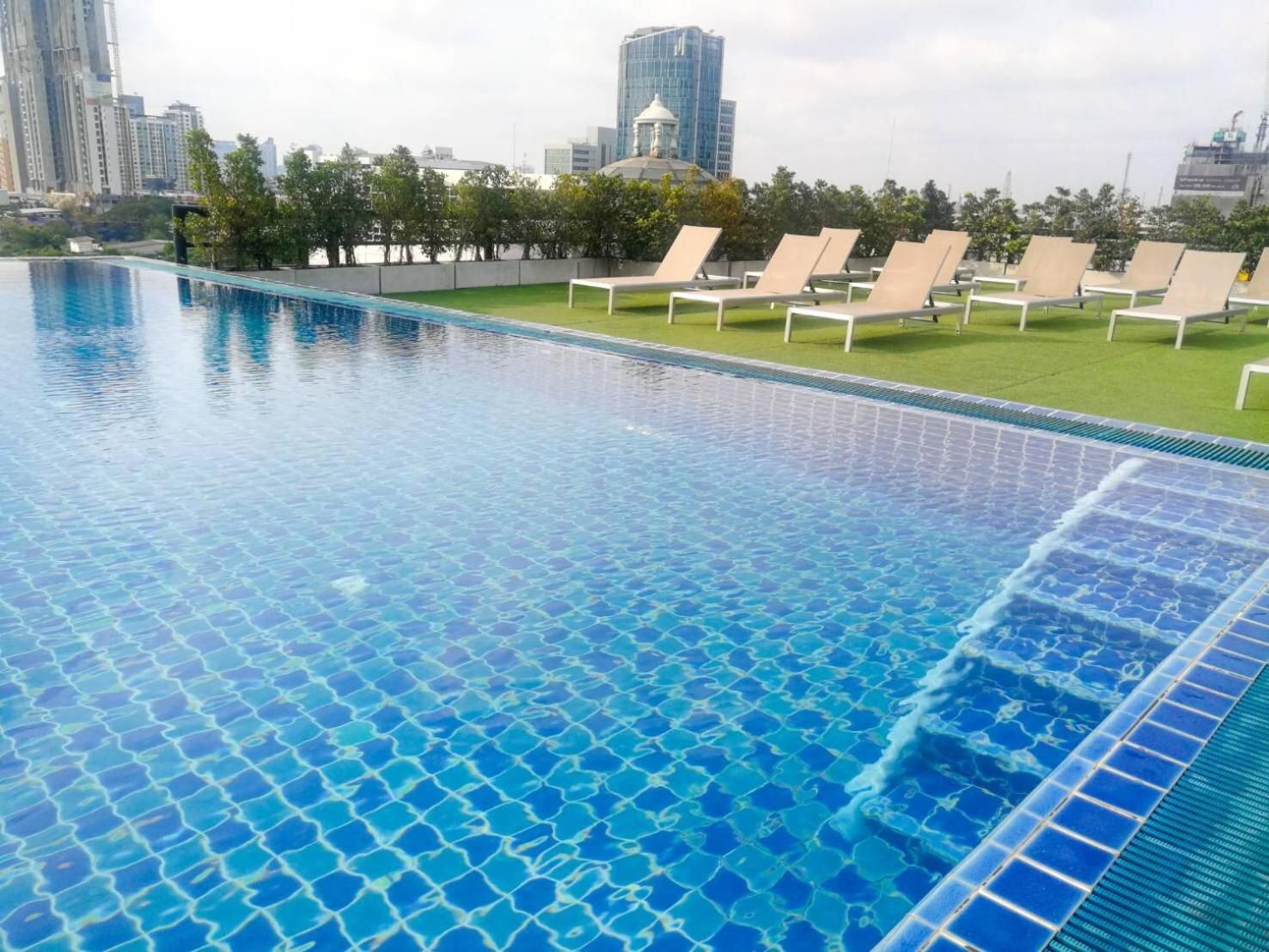 undefined Romance Hotel Sukhumvit 97 10