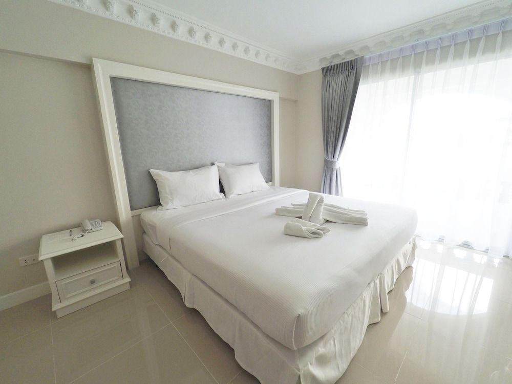 Romance Hotel Sukhumvit 97 Deluxe Double 2