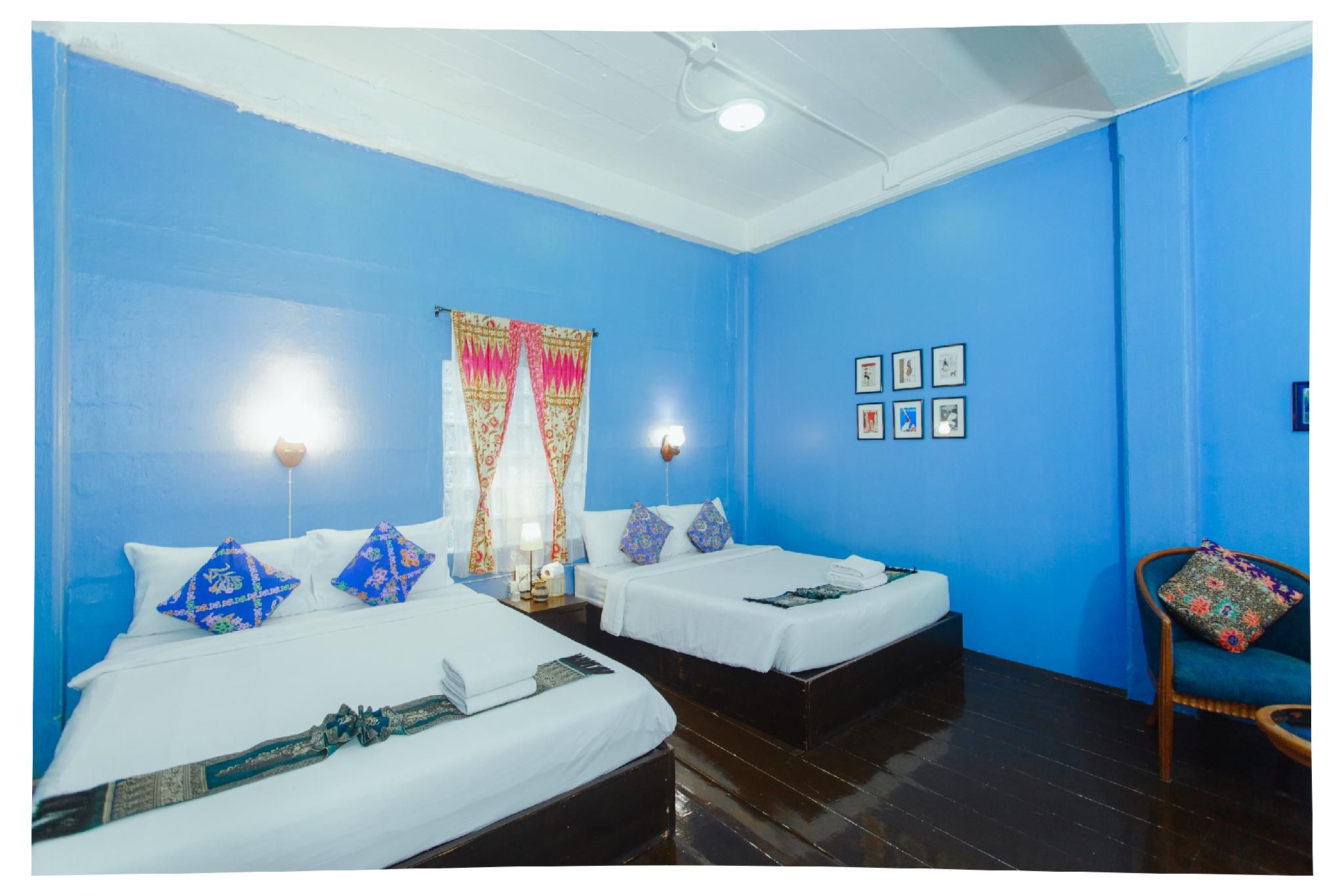 Family Room with 2 Double Beds