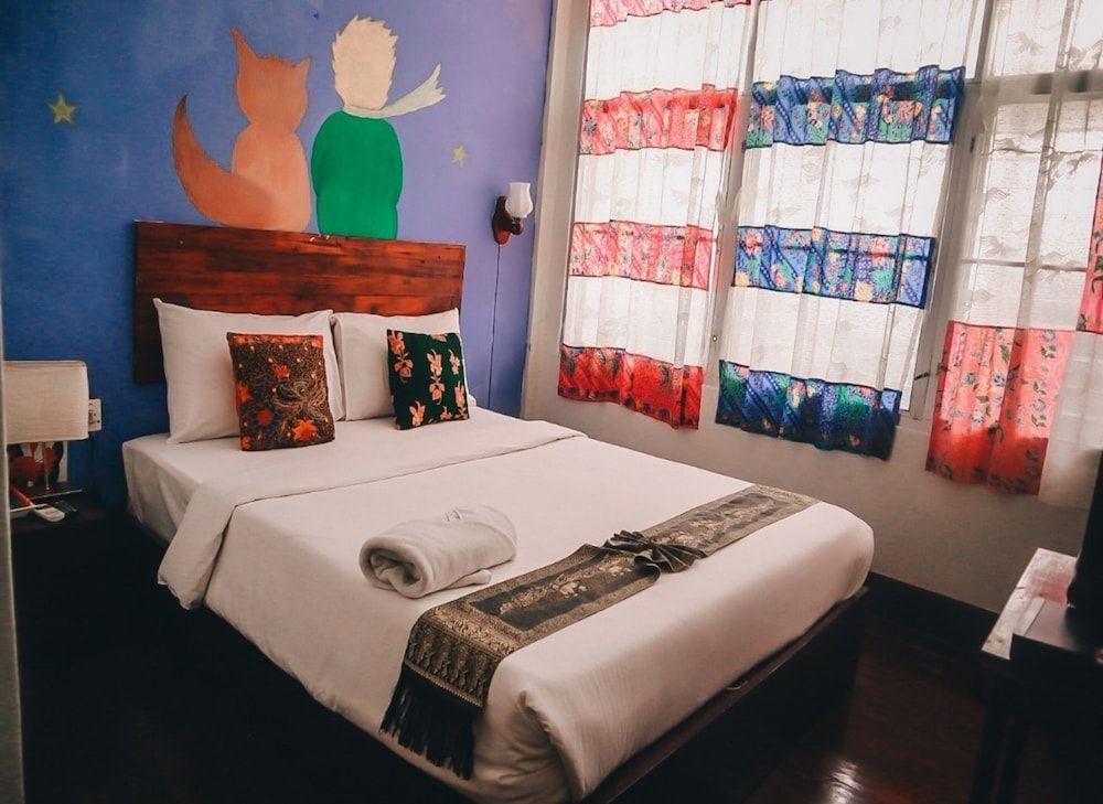 Thaweesuk Hotel Deluxe Room with Air Conditioning 6